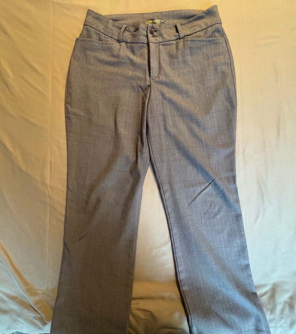 Bundle: Lee Women's Secretly Shapes Regular Fit Straight Leg Mid Rise Pants - Picture 3 of 6